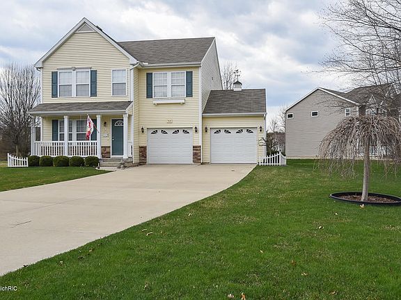 3rd image of 7410 Horseshoe Cir