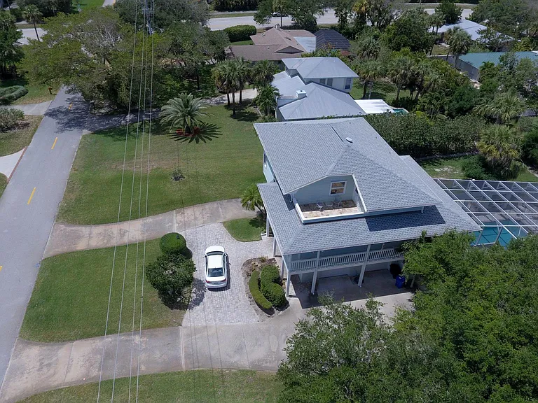725 Conn Way — Photo 29