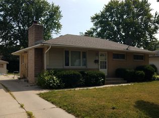8911 W Custer Ave, Milwaukee, WI 53225
