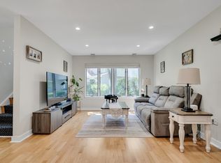 (Undisclosed Address), Winchester, MA 01890