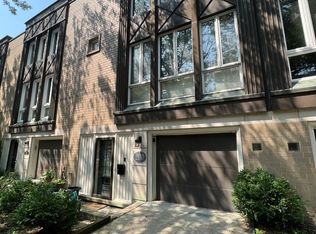 2110 N Lakewood Ave, Chicago, IL 60614
