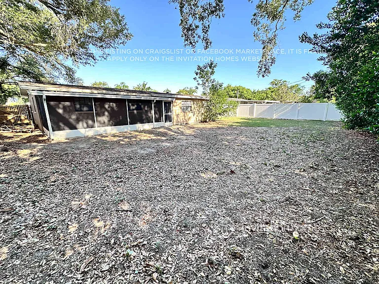 907 Skyview Dr — Photo 17