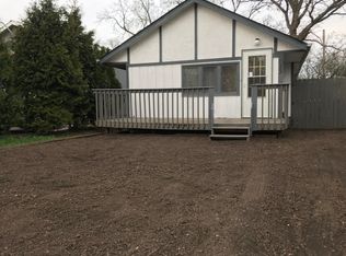 913 N Cedar Lake Rd, Round Lake Beach, IL 60073