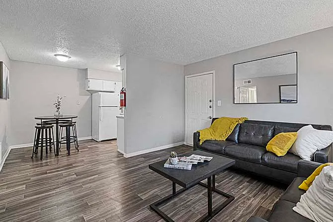 Sage Creek Apartments — Photo 42
