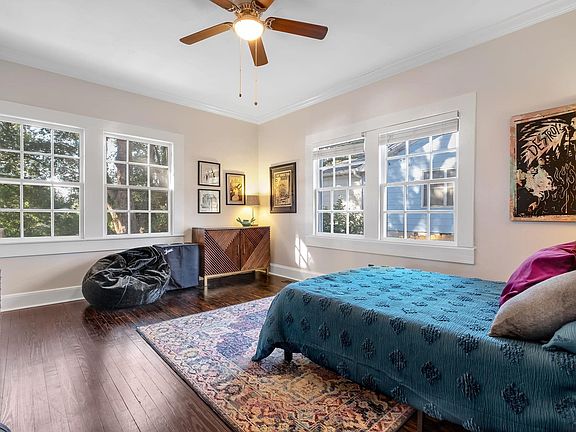 4th image of 510 Terrace St