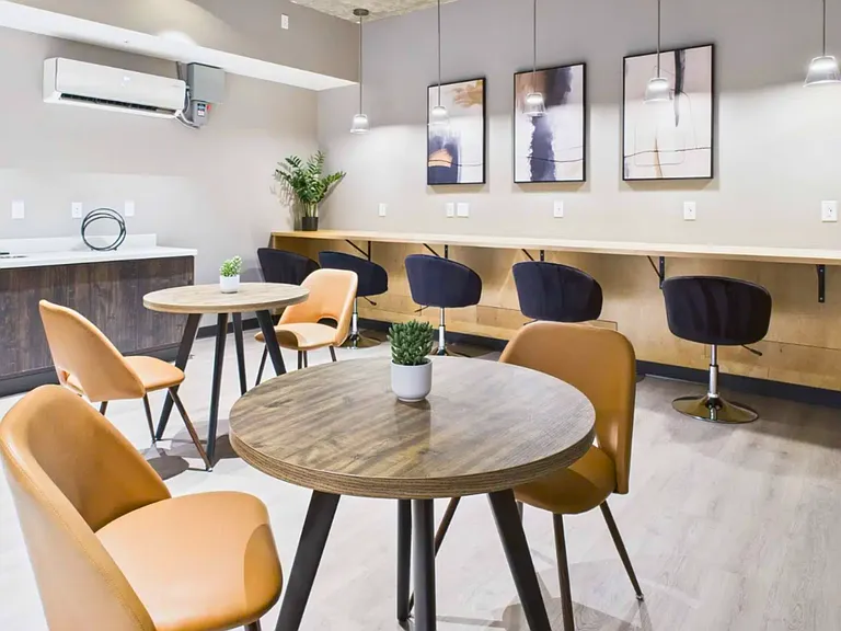 Resident Business Center