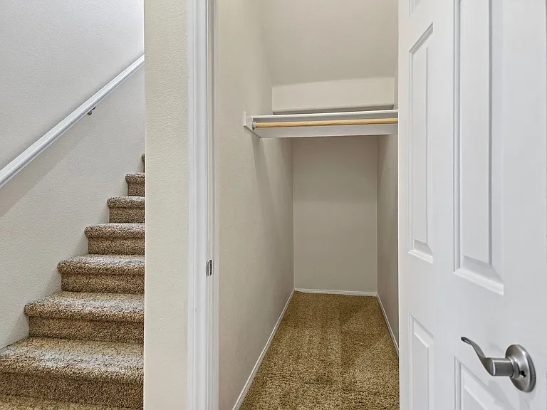 1052 Brinkman St — Photo 33