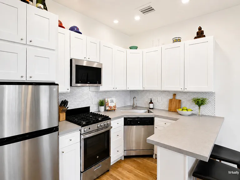 809 Metropolitan Ave #PENTHOUSE — Photo 4