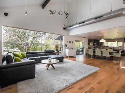100 E 51st St APT 6, Austin, TX, 78751