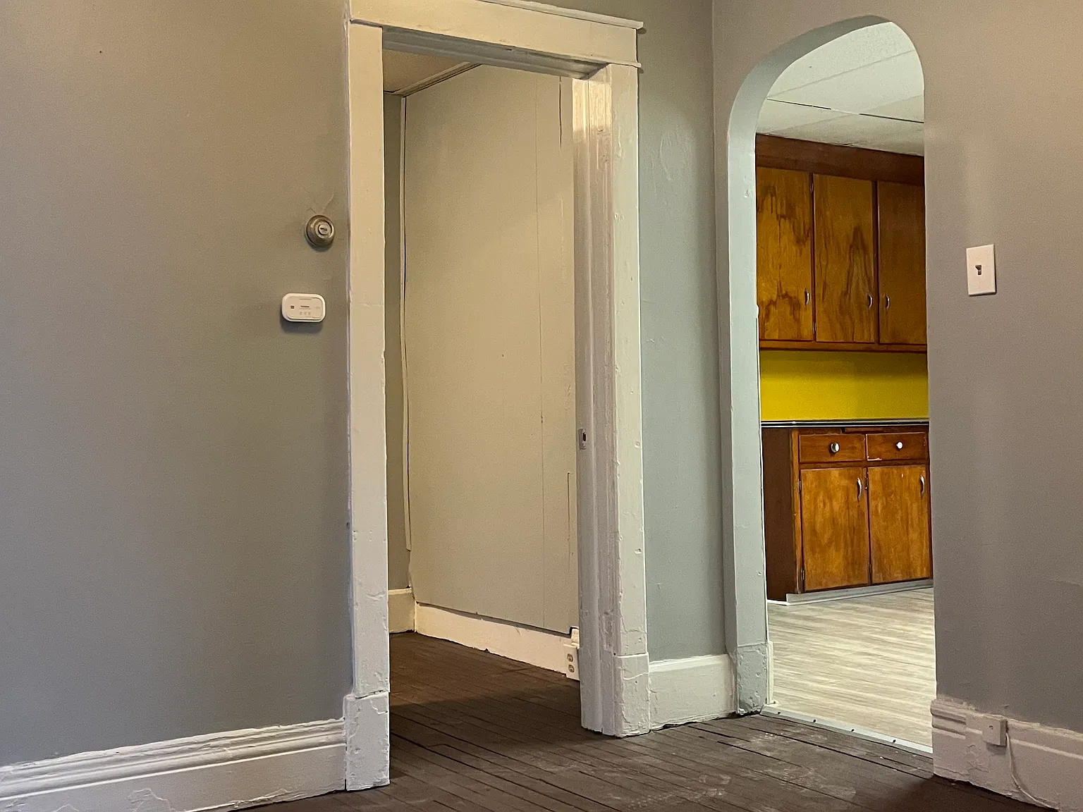 2 bed, $995 — Photo 3
