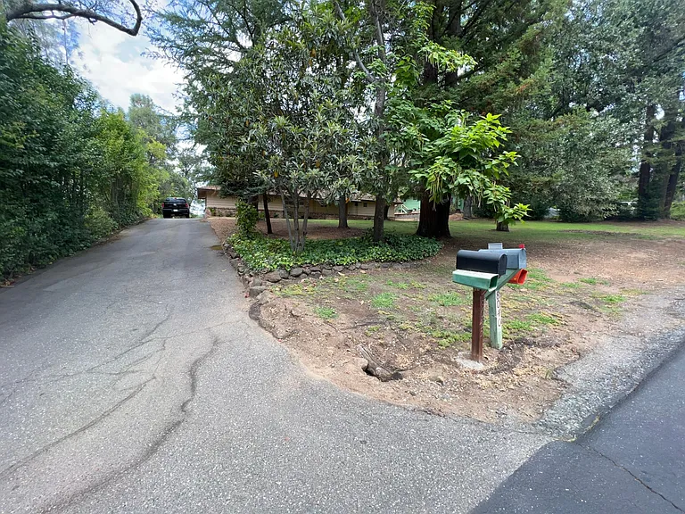 8045 S Lake Cir — Photo 21