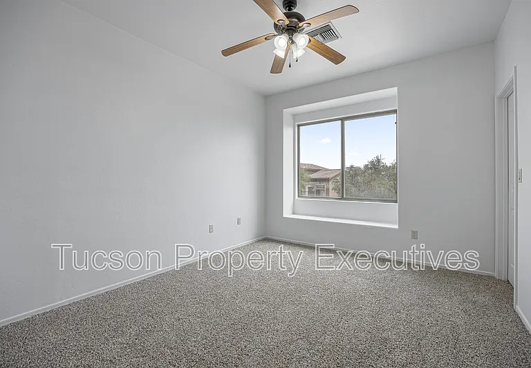 7585 E Picket Fence Ln — Photo 19