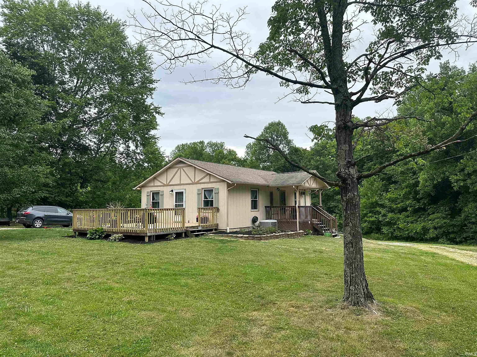 3134 Pine Wood Dr photo 1