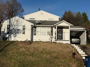 1679 Beech St, Ashland, KY 41102