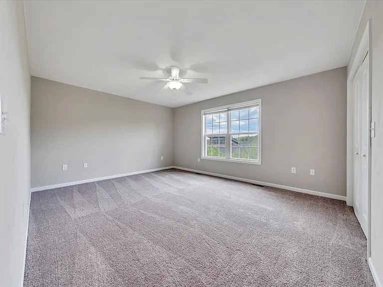 6837 Village Green Dr — Photo 13