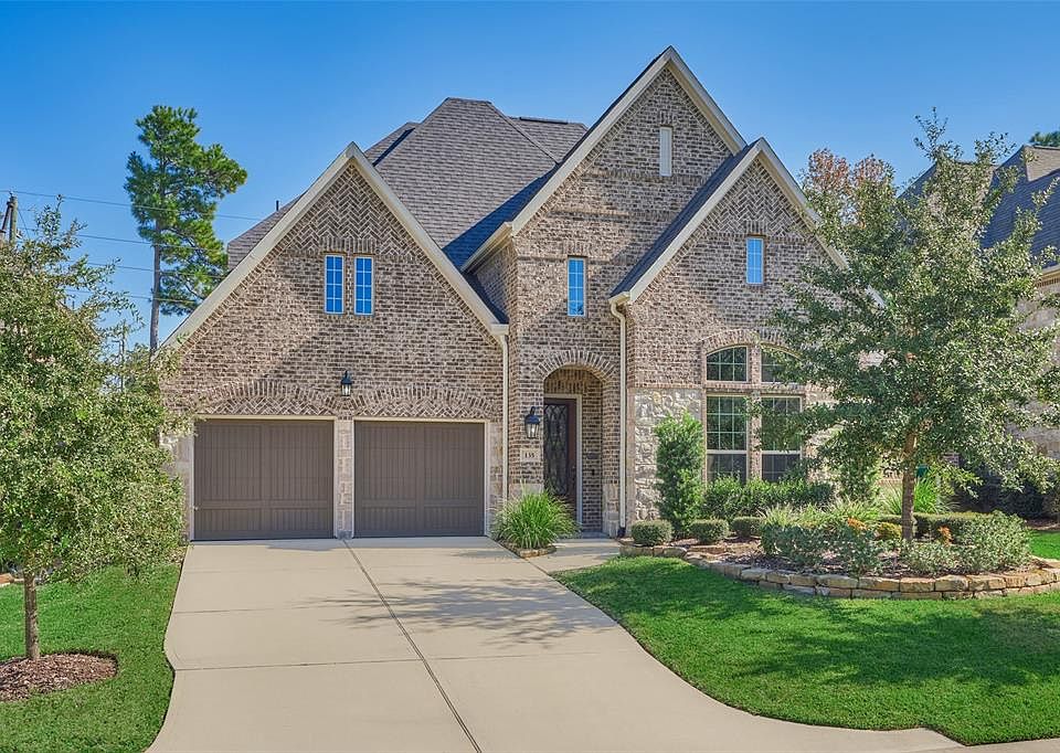 Welcome home to 135 Currydale Way!