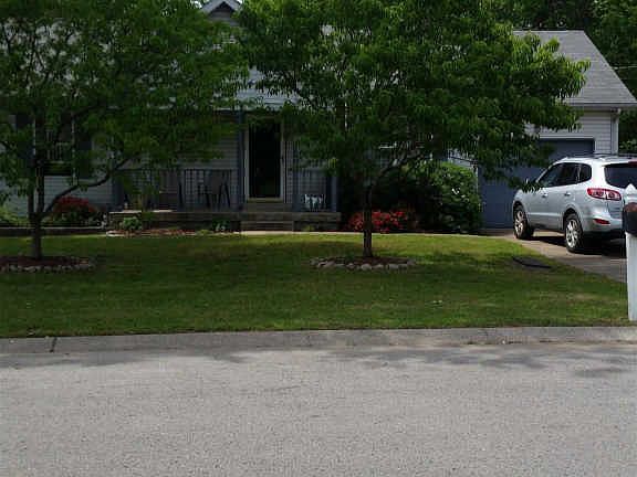2nd image of 4885 Peppertree Dr