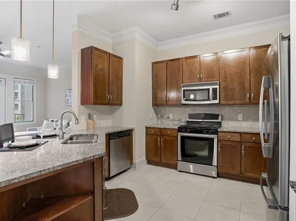 3621 Vinings Slope SE Unit 2425, Atlanta, GA 30339