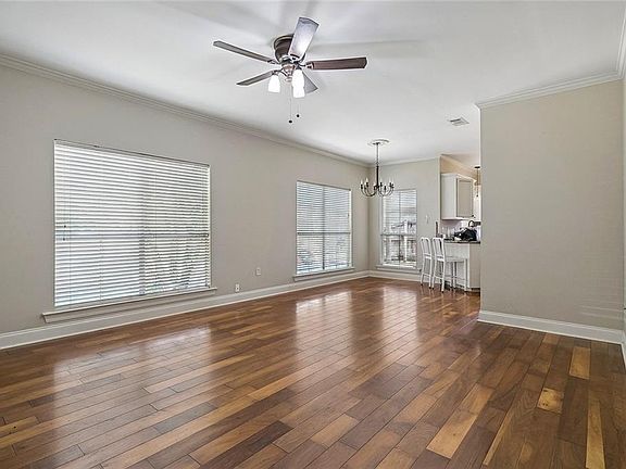 3rd image of 33935 Cedar Ridge Ct