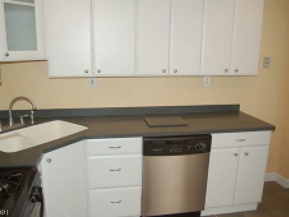 5th image of 101 N Fullerton Ave #2