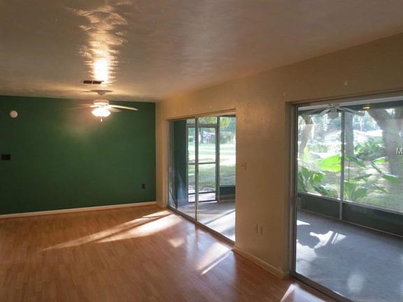 3rd image of 4989 Bobwhite Ct