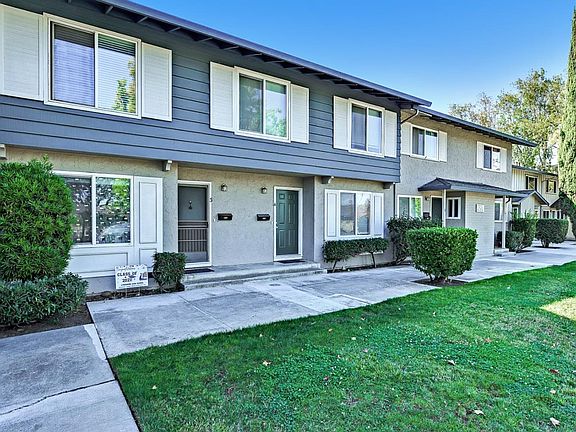 2nd image of 7070 Rainbow Dr APT 4