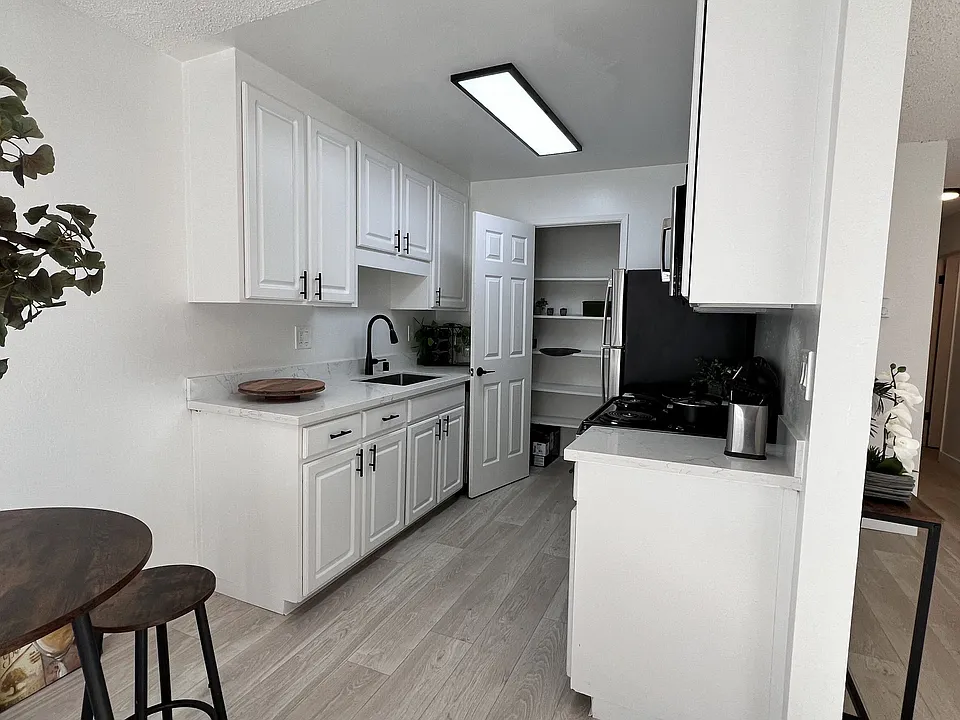 Campbell West Apartments