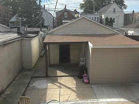 5th image of 2708 S Kildare Ave