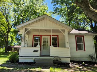 3212 E Waterloo Rd, Akron, OH 44312