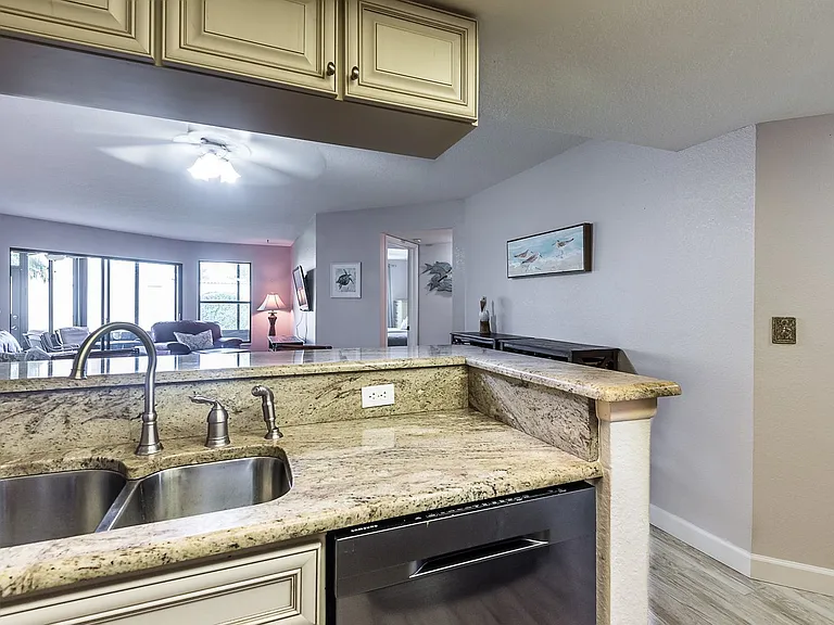 2601 W Marion Ave #47A — Photo 12