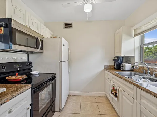 1995 NE 32nd Ct #41, Pompano Beach, FL 33064