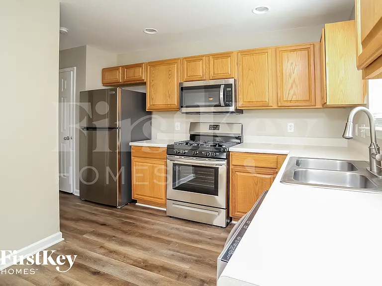 292 Hiawassee Dr — Photo 6