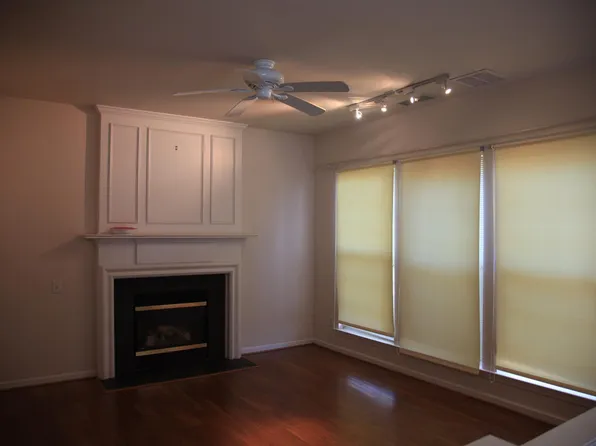 3538 Laurenhurst Ln, Charlotte, NC 28270