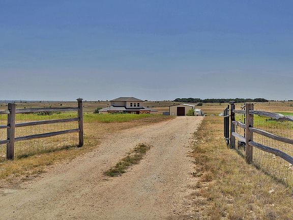 4th image of 714 County Road 212a