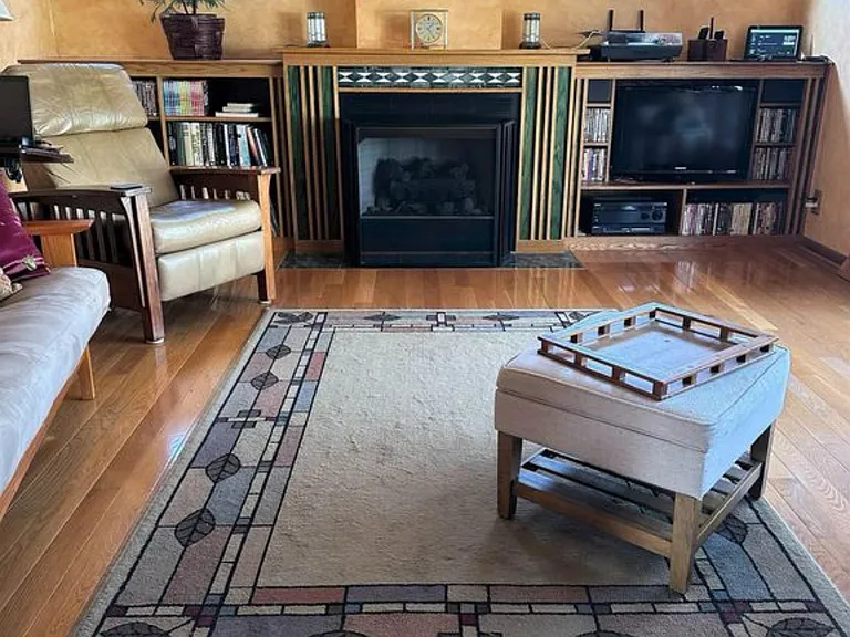 1418 NW Grove Ave — Photo 5