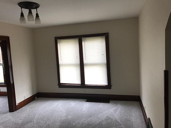 5th image of 157 Harvard Ave APT 1