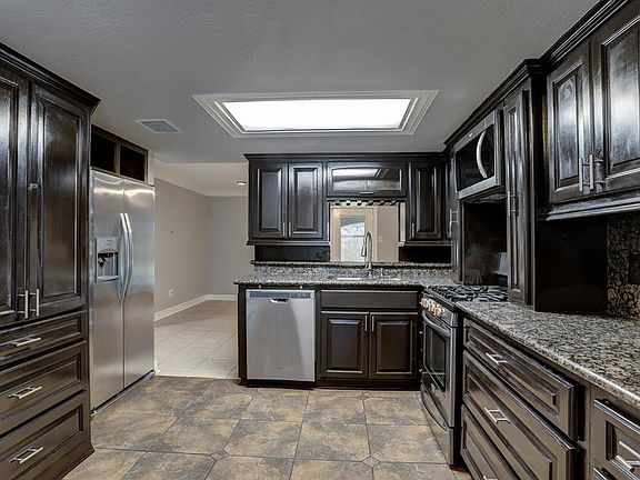 5th image of 5118 Olana Dr