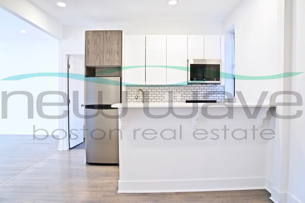 2 bed, 750 sqft, $3,800 — Photo 4