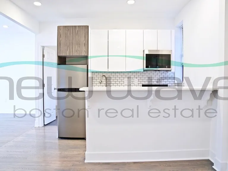 11 Queensberry St #22 — Photo 4