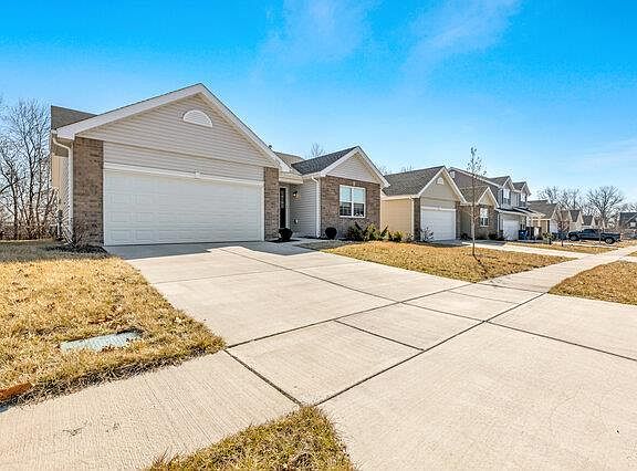 3rd image of 1256 Eskridge Ln