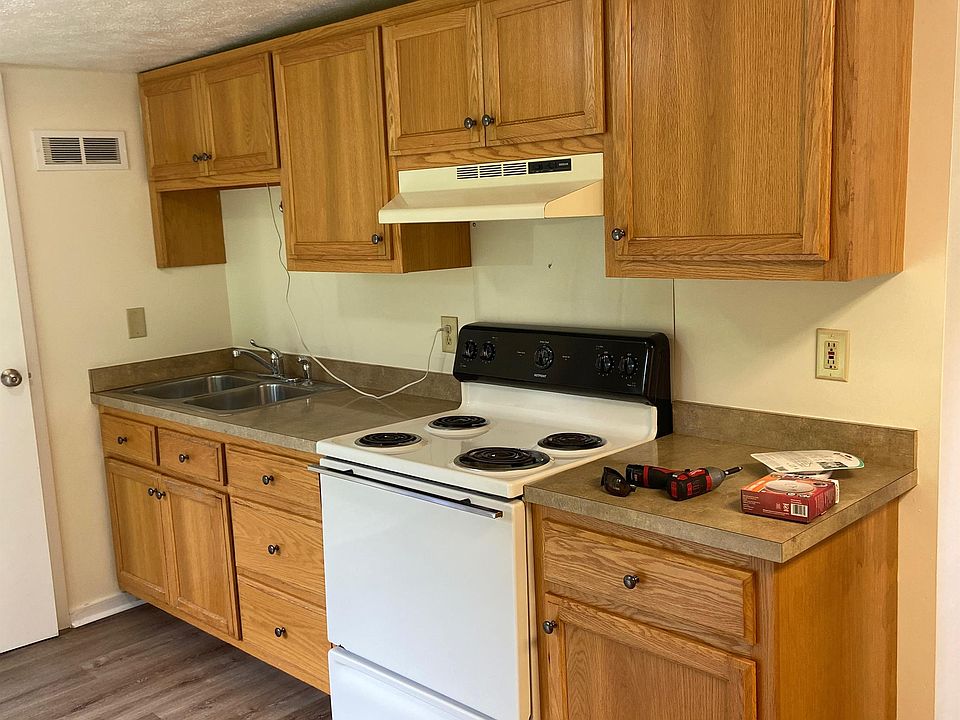 238242 Genesee St 4 240 Genesee St Canastota NY Zillow