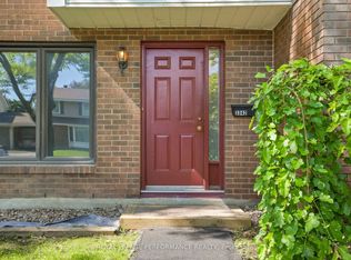 3342 Southgate Rd #10, Ottawa, ON K1V9P8