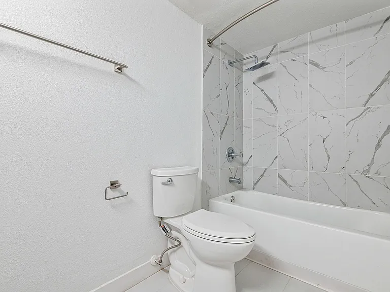 Echo Luxury Apartments — Photo 120