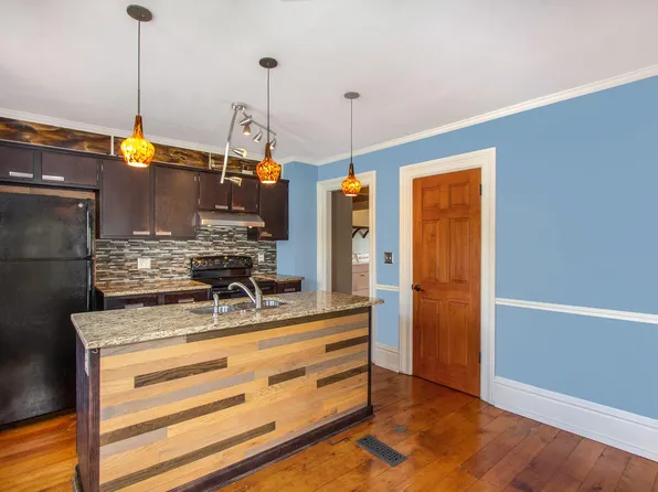 334 State St SE, Grand Rapids, MI 49503