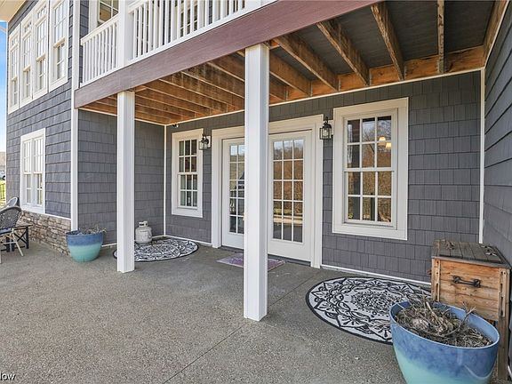 4th image of 2020 Dietz Ln