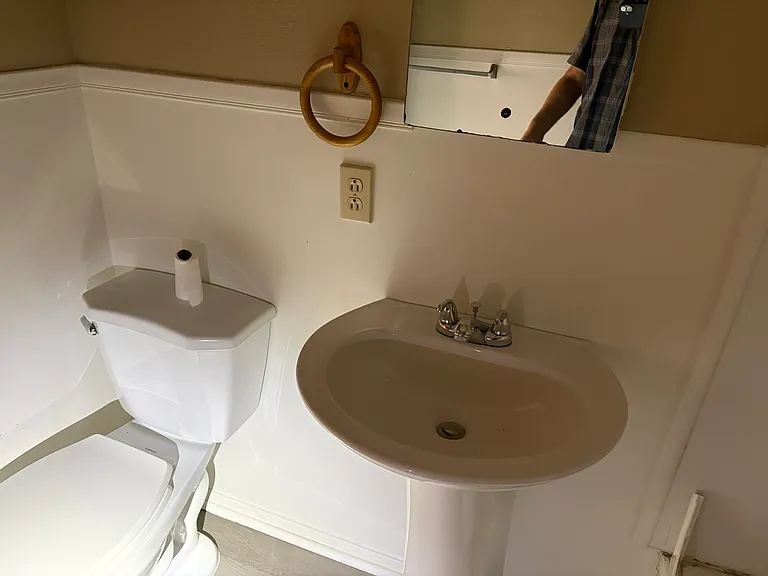 102 Dixie Dr #106 — Photo 10