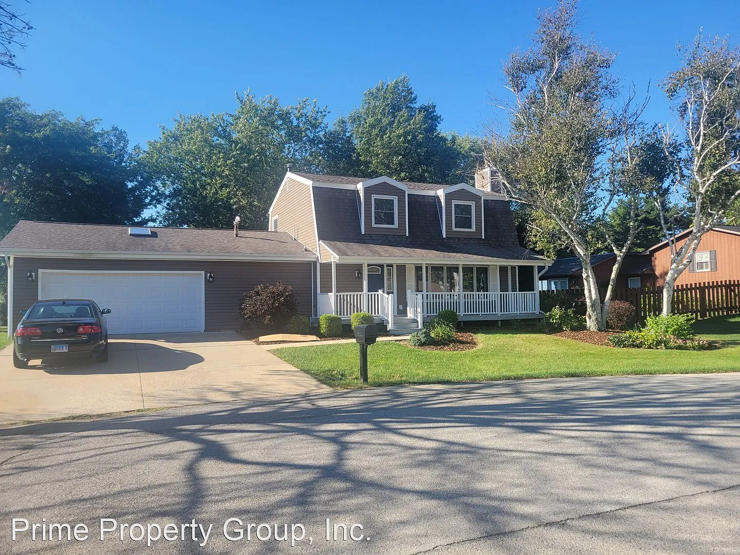 2403 Rolling Acres Dr photo 1