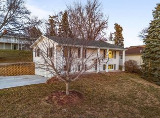 2012 Scott Ave, Tekamah, NE 68061