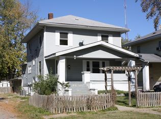 214 Lincoln St, Harrisburg, IL 62946
