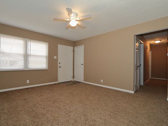 4th image of 1936 Hungerford Dr